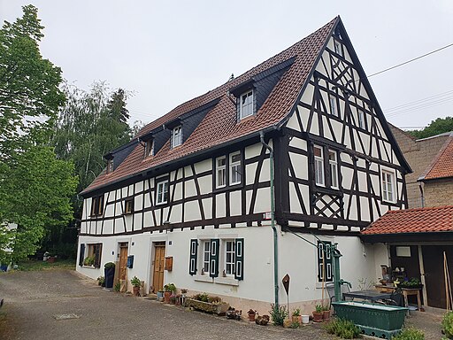 Wohnhaus Im Rosengarten Katzenbach