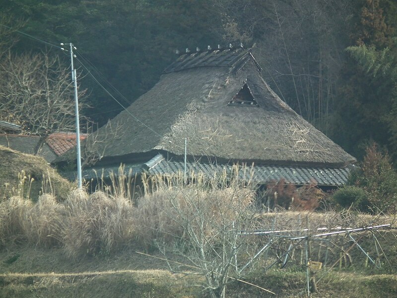 File:Yamada-cho Kobe Old house 神戸市山田町東下の茅葺屋根古民家 DSCF4908.jpg