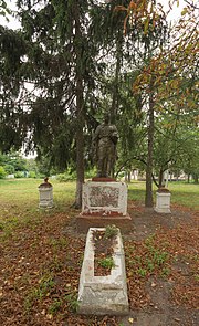 Братська могила радянських воїнів Піщева.jpg