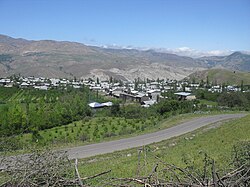 The village of Pir Kuh-e Olya