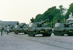 0 Canons automoteurs M109A2 du 1er régiment d'artillerie - 21-07-1989.jpg