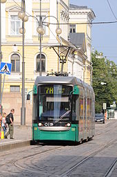 Tram 7A at the Senate Square (2011) 11-07-29-helsinki-by-RalfR-162.jpg