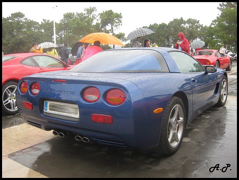 File:2004 Chevrolet Corvette C5 (3945745580).jpg
