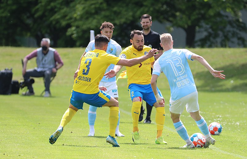 File:2021-05-29 1. FC Lokomotive Leipzig gegen Chemnitzer FC (Finale Wernesgrüner Sachsenpokal 2020-21) by Sandro Halank–058.jpg