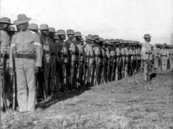 The 24th U.S. Infantry at drill, Camp Walker, Philippine Islands 1902