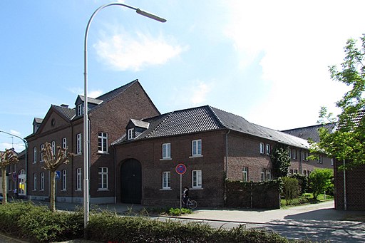 30 Hofanlage Breidenhof., Wevelinghovener Straße 14 (Barrenstein)
