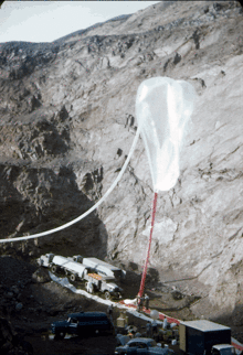 Inflating Winzen Research balloon for 1958 manned flight to the stratosphere AHM USNO 1958 187.gif