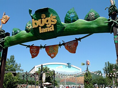 How to get to "a bug's land" with public transit - About the place