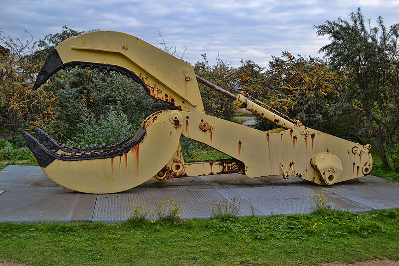 File:A tool to move massive stones from the Oosterscheldekering, the largest of thirteen Delta Works.jpg