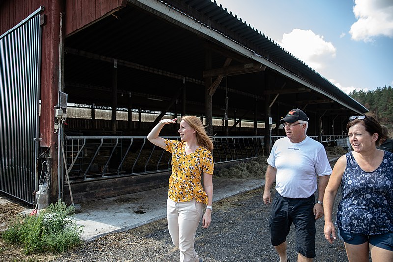 File:Annie Lööf 2018-08-01 Tarby Gård (28924542927).jpg