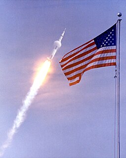 Composite photo of Apollo 11 launch and the Press Site flag Apollo 11 launch.jpg