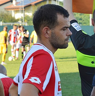 <span class="mw-page-title-main">Ardit Gashi</span> Footballer (born 1998)