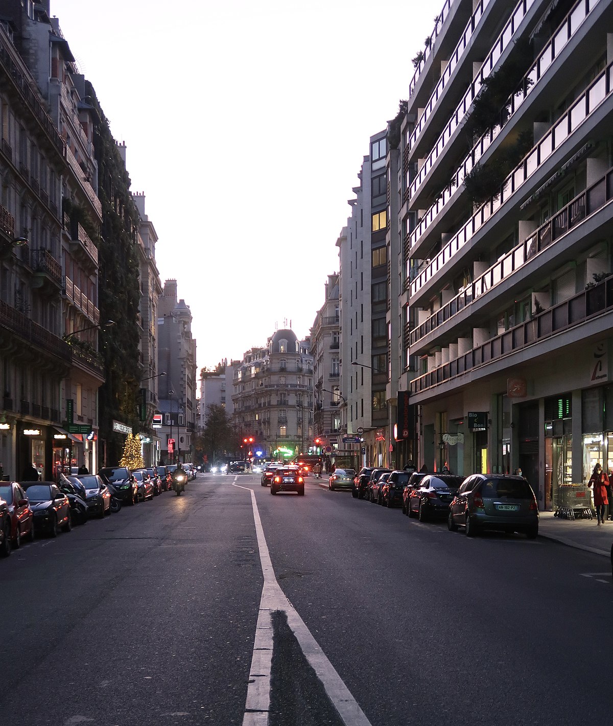 File:La Grande Épicerie, 91 avenue Paul-Doumer, Paris 16e.jpg - Wikimedia  Commons