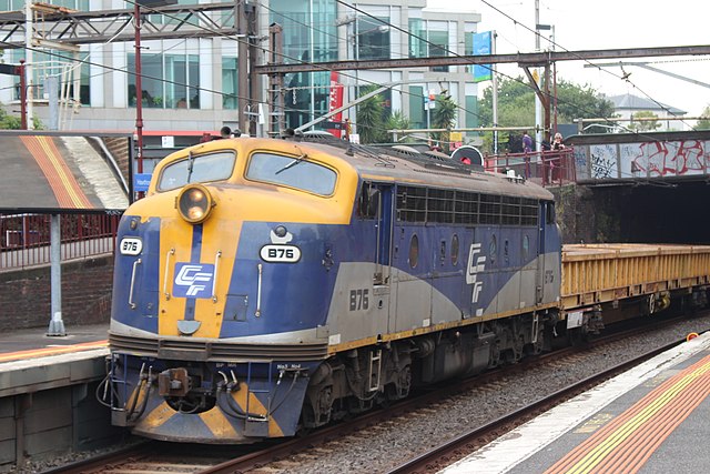 B76 (no.1 end) at Hawthorn heading back to North Dynon on a MTM works train.