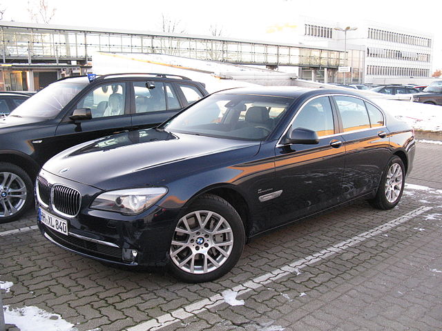 FileBMW 730d F01 (6838162625).jpg Wikimedia Commons