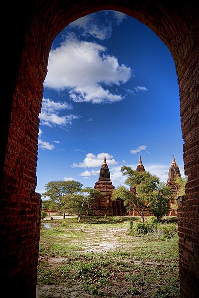 File:Bagan Temple 3.jpg