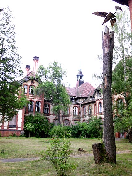 File:Beelitz-Heilstätten Männer-Lungenheilgebäude 60.JPG