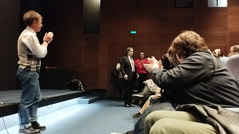 File:Bertrand Bonello et Jean-Pierre Léaud 2024.jpg