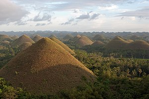 Geographie Der Philippinen: Zahlen und Fakten, Bergzüge und Vulkangipfel, Flüsse und Seen