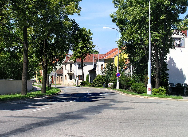 File:Brno, Řečkovice. Gromešova str.jpg