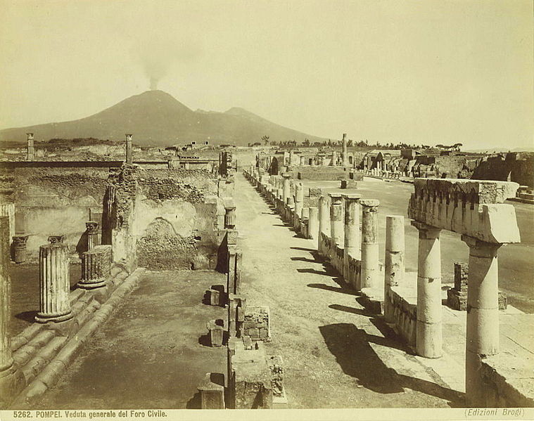 File:Brogi, Giacomo (1822-1881) - n. 5262 - Pompei - Veduta generale del Foro Civile.jpg