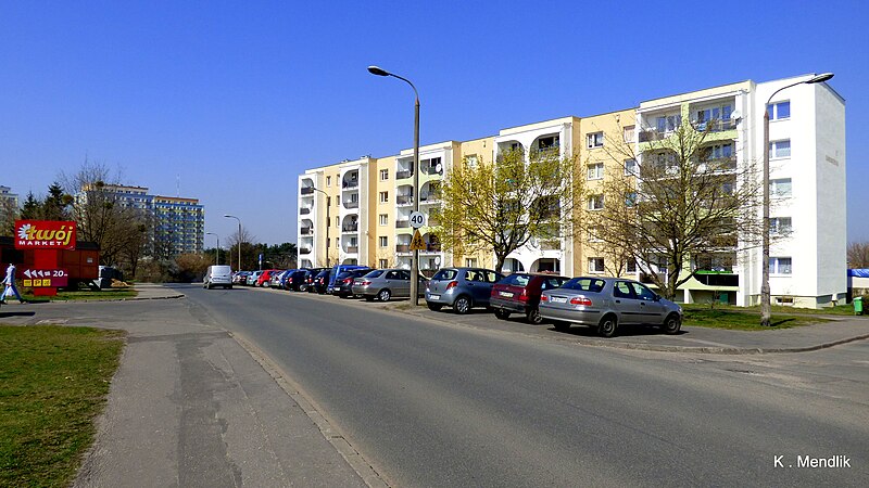 File:Bydgoszcz , Osiedle Kapuściska - panoramio (84).jpg