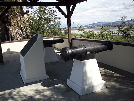 Battle of Río San Gabriel cannons and memorial in Montebello.
