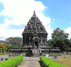 Candi Bubrah 2019 front crop.jpg