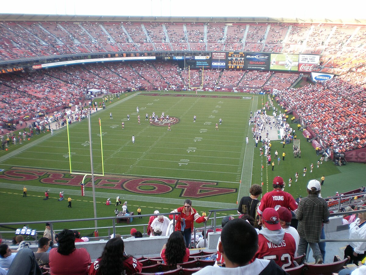 File:Candlestick Park during Rams at 49ers 2008-11-16.JPG - Wikimedia  Commons