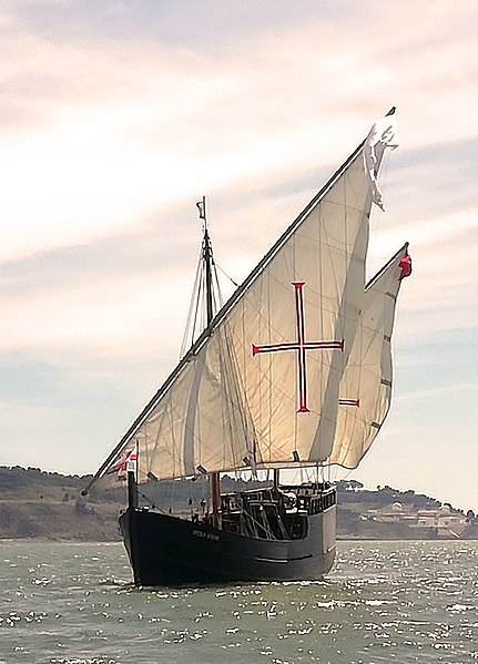 Vera Cruz Caravel replica sailing on the Tagus River, near Lisbon