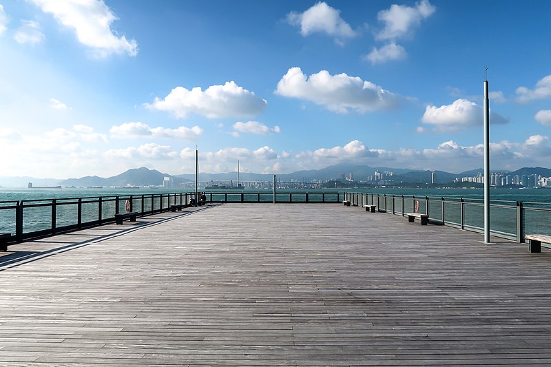 File:Central and Western Promenade Sai Ying Pun Pier 2 2018.jpg