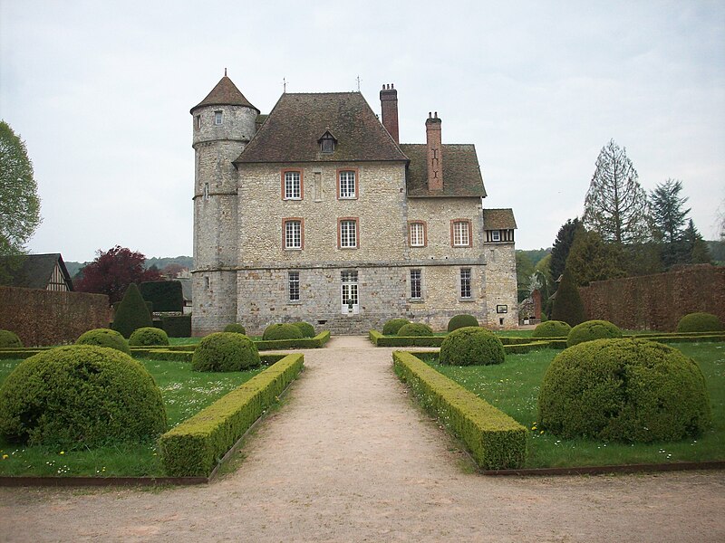 File:Château de Vascœuil 2.JPG