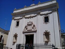 Église de Maria Santissima della Misericordia 1650 façade Foggia.jpg