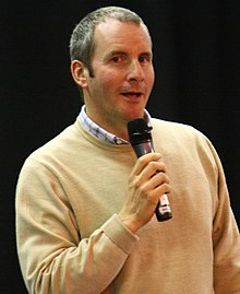 Chris Barrie (cropped) 2009.jpg