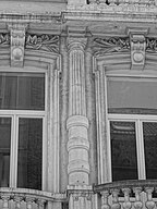 Renkaistettu Doric Engaged Column.jpg