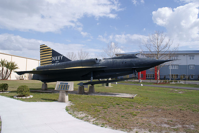 File:Convair YF2Y-1 Sea Dart 135765 RSideFront FLAirMuse 05March2011 (14596338251).jpg