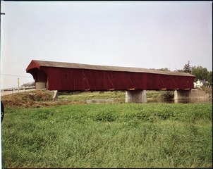 Covered bridge in West Montrose (I0005764).tif