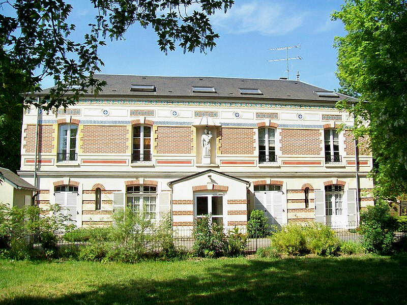 File:Coye-la-Forêt (60), villa rue de Luzarches.jpg