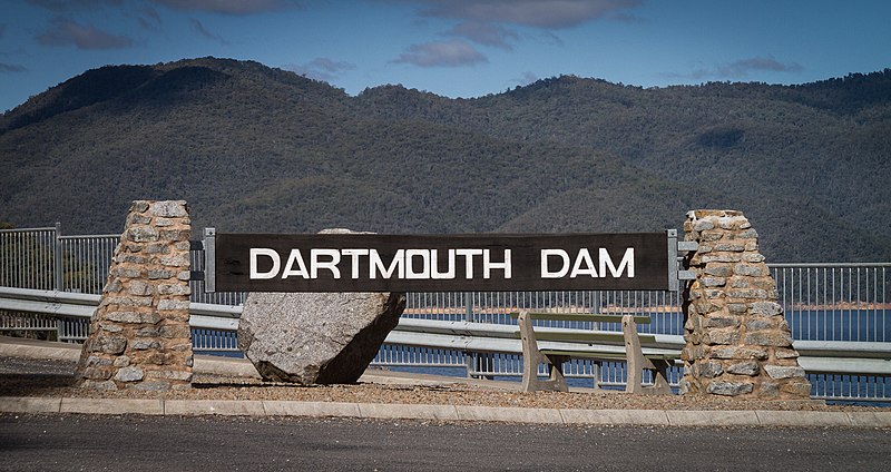 File:Dartmouth Dam - panoramio.jpg