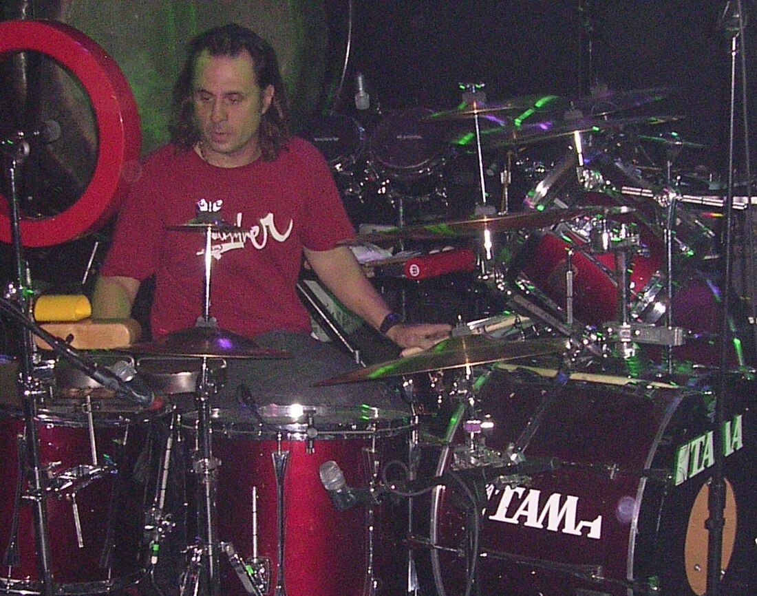 Dave Lombardo