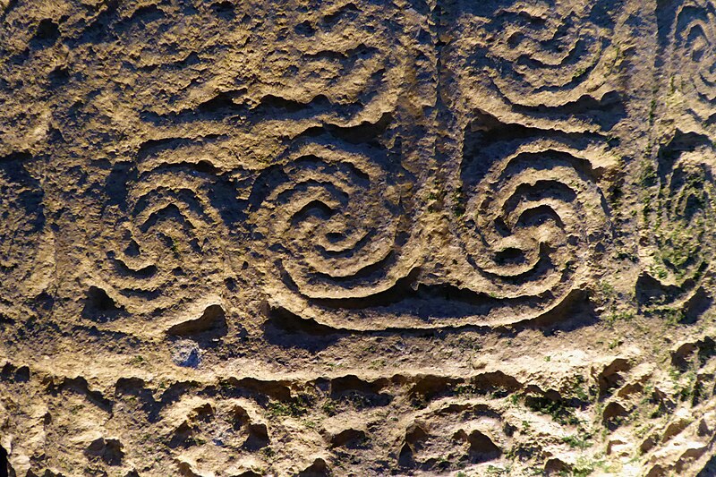 File:Decoration on the font at St Mary's Church, Deerhurst.jpg