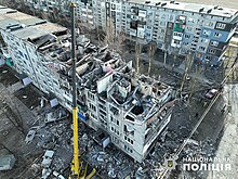 Residential building in Myrnohrad after the strike Destructions in Myrnohrad after Russian attack, 2024-03-12 (01).jpg