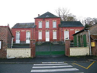 <span class="mw-page-title-main">Dominois</span> Commune in Hauts-de-France, France