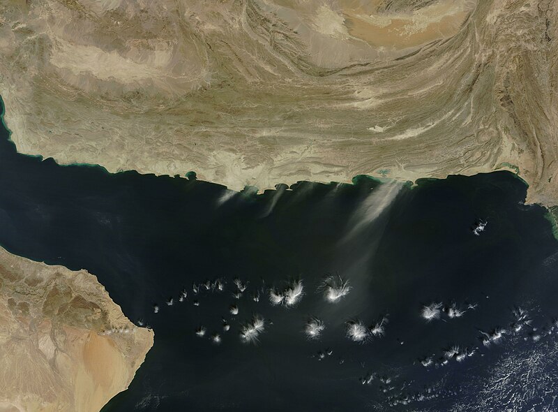 File:Dust over the Arabian Sea (MODIS 2016-11-04).jpg
