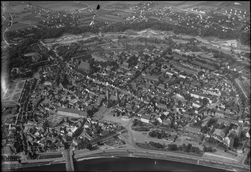 File:ETH-BIB-Ingolstadt-LBS H1-015931.tif