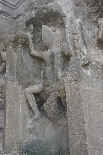 File:Ellora Caves 0505.jpg