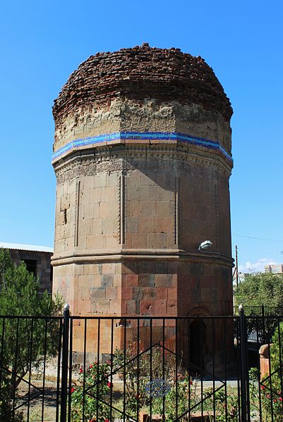 File:Emir Pir-Hussein Mausoleum, Argavand Southeast.jpg