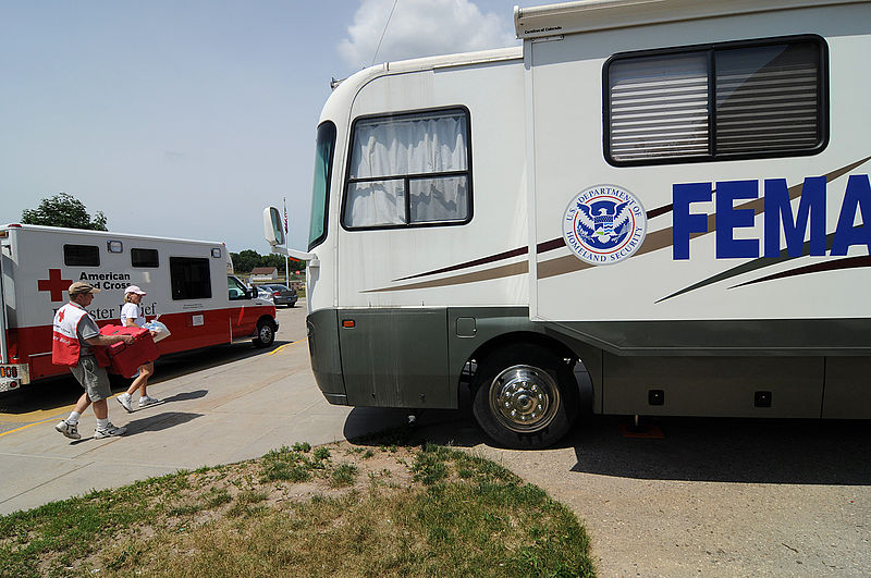 File:FEMA - 36812 - FEMA Mobile DRC and Red Cross Disaster Assistance truck in Wisconsin.jpg