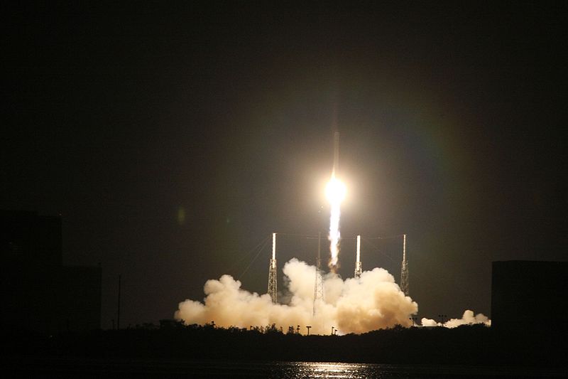 File:Falcon 9 Flight 4 (8129906375).jpg