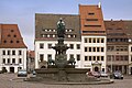 Marktbrunnen mit Brunnenplastik (Denkmal Markgraf Otto des Reichen)